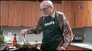 Tofurky Produsen Tempe dan Makanan Vegan di Hood River Oregon  Liputan Feature VOA [upl. by Roinuj]