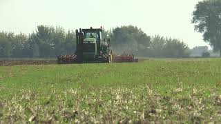 John Deere 9560RT with Horsch Tiger MT on Hofgut Winningen in Eastern Germany [upl. by Ettebab679]