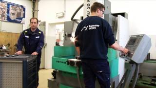 Ausbildung zum Industriemechaniker  Karriere am Airport [upl. by Vogeley842]