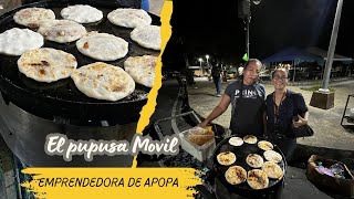 El ingenio de una EMPRENDEDORA de Apopa El pupusa móvil  LDC [upl. by Airemahs]