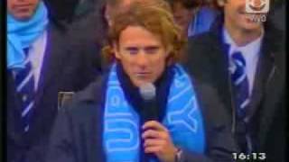 Diego Forlan y el Loco Abreu en homenaje a seleccion [upl. by Donatelli133]