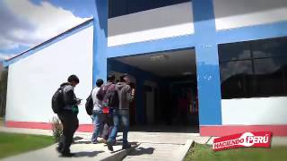 Reportaje Beca 18 en Huancavelica Haciendo Perú [upl. by Asilana]