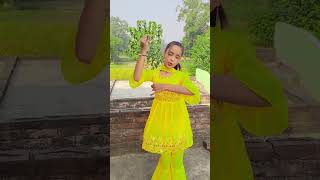 Phir ke pet ke niche saree💃 bhojpuri dance song [upl. by Arag774]