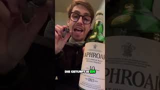 Laphroaig 10 met een sigaar [upl. by Atrice]