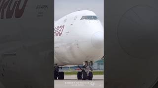 Sky Lease Cargo Boeing 747400F at Toronto Pearson skyleasecargo boeing747 torontopearson [upl. by Tertias]