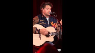 Niall Horan Performs Slow Hands [upl. by Ruprecht]