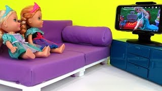 Elsa amp Anna toddlers  hotel  watching TV  Playing  vacation adventure [upl. by Adnamar]