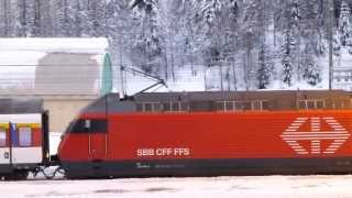 Swiss Trains Airolo arcing 01Jan14 [upl. by Bollay]