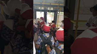 Antrian Masuk Transjakarta Outing Class naik Busway ke Monas SDN Ragunan 05 Jakarta [upl. by Geordie83]