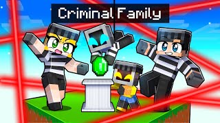 Having a COPS AND ROBBERS FAMILY in Minecraft [upl. by Rusell164]