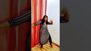 kaliyon ka Chaman tab banta haiyoutubeshort dance video [upl. by Nyrhtac]