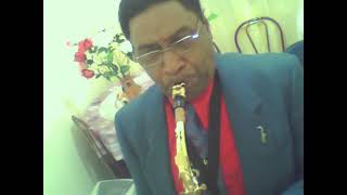 Bene Sax de R P a musica Muito jòvem email benedito ignacio bol com br 09 08 11360P [upl. by Purington]