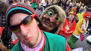 Fasching Fasnetumzug Stuttgart Hexen Narren Funkenmariechen  beim Karnevalsumzug [upl. by Markowitz397]