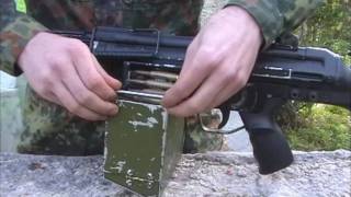 Airsoft Club  HK21 Review German with English Subtitles [upl. by Aneleasor]