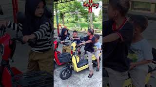 KAYLA DI SURUH NGAYUNIN SAMA AZKA😁🙏 trending comedy funnyvideos viral ngeshortsbareng [upl. by Travis]