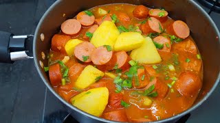 Salsicha com batata no molho de tomate [upl. by Sihunn]