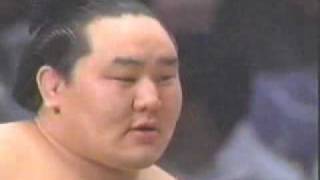 Asashoryu vs Chiyotaikai  Haru 2004 朝青龍 対 千代大海 [upl. by Lenhard859]