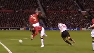 Kaká v Manchester United 2007 60 Great UEFA Goals [upl. by Arebma]