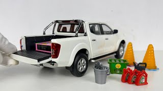 Unboxing Diecast Mobil Nissan Navara 118 [upl. by Retep478]