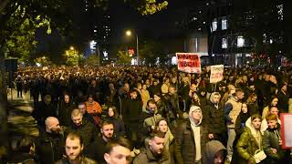 Protest u Novom Sadu Šetnja do Gradske kuće [upl. by Androw645]