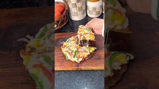 Itna healthy pizza try kiya hai shorts pizza [upl. by Brown]