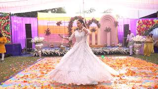 Brides Solo Dance Performance Indian Wedding DanceHaldi Surprise DanceSangeetbridehaldidance [upl. by Cargian191]