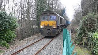 GBRF Class 66304 on the MoD Train working 4Z77 [upl. by Robbi]