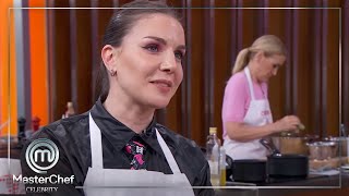 Así es la relación de Inés Hernand con sus padres  MasterChef Celebrity 9 [upl. by Celio]