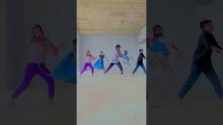 E Nimisham nithyamaiponi😍😍😍trendingdance dancecraze viralvideo love dancemoves [upl. by Ahsinert744]