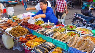 Most Famous Place for Grilled Fish Chicken Thighs amp Khmer Pickle in Phsar Lue SiemReap Street Food [upl. by Naesed]