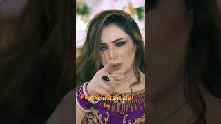 Phr bhi Akela Hai tu mehak Malik new dance 2024 [upl. by Nairde597]