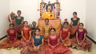 Ayigiri Nandini  Navadurgas singing Mahishasura Marddini Sthothram  Vande Guru Paramparaam [upl. by Azal964]