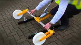 Handylift Hydraulic Manhole Lifter [upl. by Anoval183]