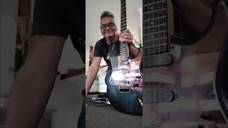 Levinson Blade R4 1988 Looks like a Strat sounds like a Blade awesome [upl. by Desiri528]