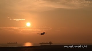 神戸空港の夕景  AIR DO Boeing 737700 JA08AN 飛行機 離陸 [upl. by Misaq693]