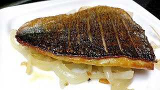 Panfried Sea Bream Recipe  Simple and Easy  JulianaStation [upl. by Demodena457]