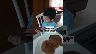 KEANU KOA SAYIING quotCRISPYquot  TODDLER EATING CHOCOLATE PANCAKE shorts keanukoa toddler eating [upl. by Naic]