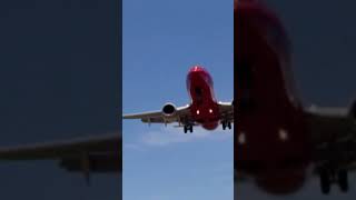 737 Virgin Australia Overhead Landing at Maroochydore Airport 2000 [upl. by Aneehsat]