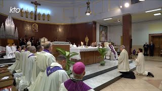 « 24h pour le Seigneur »  célébration pénitentielle présidée par le Pape [upl. by Corrianne84]