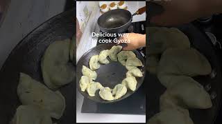 Delicious way to cook Gyoza [upl. by Job]