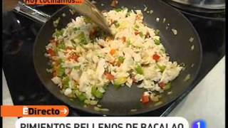 Receta de Pimientos rellenos de bacalao ED [upl. by Eenattirb]