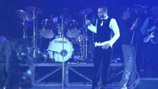 Fally Ipupa  Deliberation live au Zenith [upl. by Virginia]