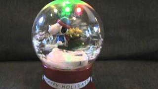 Snoopy snow globe singing Christmas songs [upl. by Pavlov]