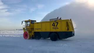 ZAUGG Rolba 5000  fast snow removal [upl. by Airdnalahs772]