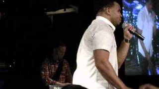 Avant quot4 Minutesquot Live at BB Kings in NYC 121010 [upl. by Englis]