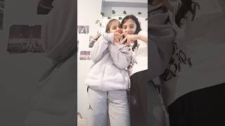 kankayla akım deniyozz💘💓💕 music reggae guitar song rap kpop itzy blackpink keşfet [upl. by Nnylylloh]