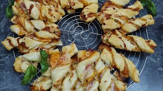 Blätterteig mit Becon und Käse  Слоёная закуска с беконом и сыром [upl. by Sylera]