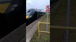 GWR 800018 amp 800011 passing Newbury Racecourse 281024 [upl. by Arebma]