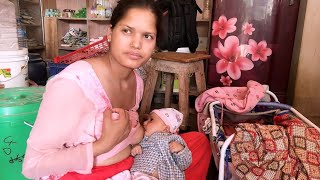 Beautiful Young Mother Hand Expression Breastfeeding Vlog  Breastfeeding Tips 🍼😍 [upl. by Hurlbut]