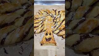 Spooky Tree Pastry tear and share halloween food easyrecipe [upl. by Feldman]